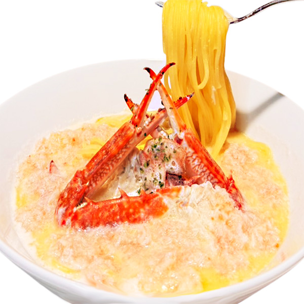 紅ズワイガニの身と渡り蟹の旨みが溶け込んだ、濃厚クリームパスタ